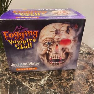 Fogging Vampire Skull with Light